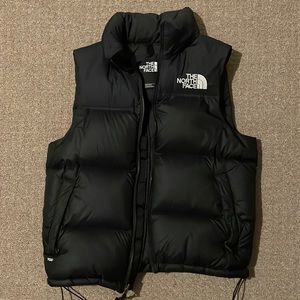 Northface black jacket, size S men fits M women or M men if your lean or skinny